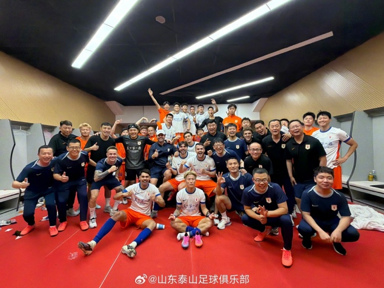 泽卡瓦科双响炮 山东泰山客场5-1大胜辽宁铁人