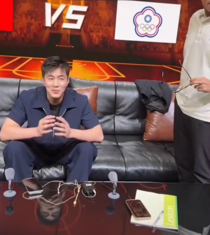 郭艾伦回应退役传闻：饭刚吃一半，还想打