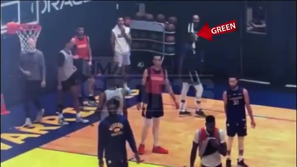 阿德巴约拳击希罗!热火内讧升级,NBA队友反目史再添新例 阿德巴约拳击希罗!热火内讧升级,NBA队友反目史再添新例