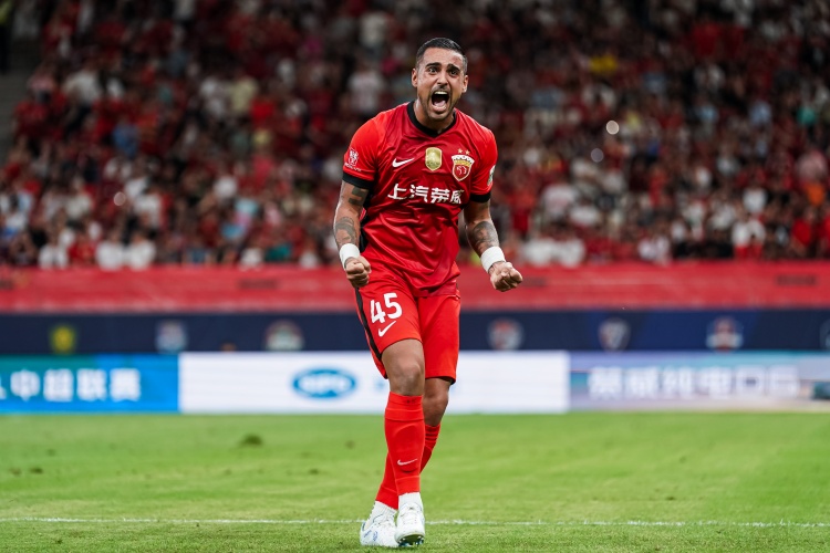 莱昂纳多双响 上海海港客场3-2战胜重庆铜梁龙
