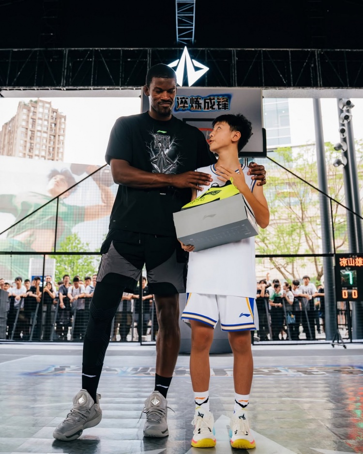 巴特勒深情致谢中国球迷：你们的爱始终如一 会以更强的姿态回归