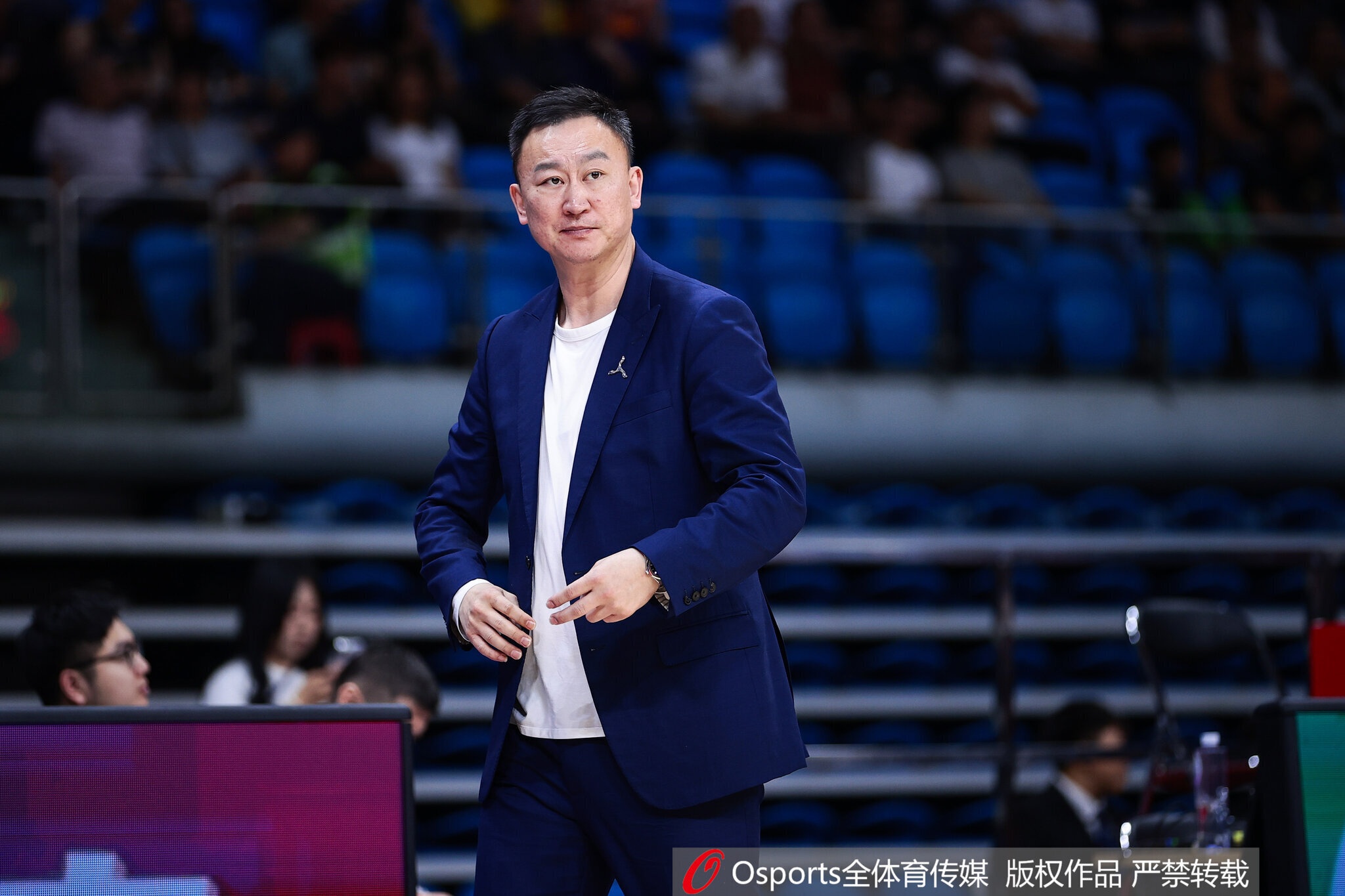 记者:青岛今夏在内援引进上没任何动作 新赛季的日子肯定不好过 记者:青岛今夏在内援引进上没任何动作 新赛季的日子肯定不好过