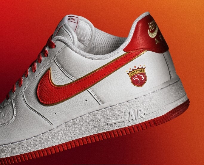 海港队徽定制 Air Force 1 上线