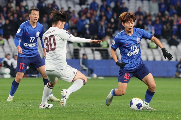 记者：体能恢复是申花重中之重，杨皓宇、金顺凯符合出场条件