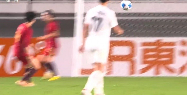 半场-中国女足暂2-1中国香港 陈巧珠、司雨破门 后防配合失误送礼